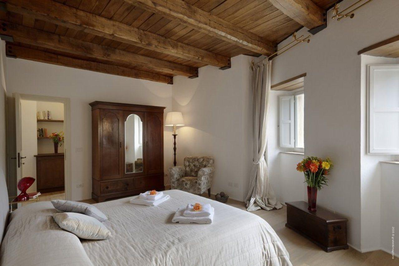 Отель Castello Di Postignano Sellano Экстерьер фото