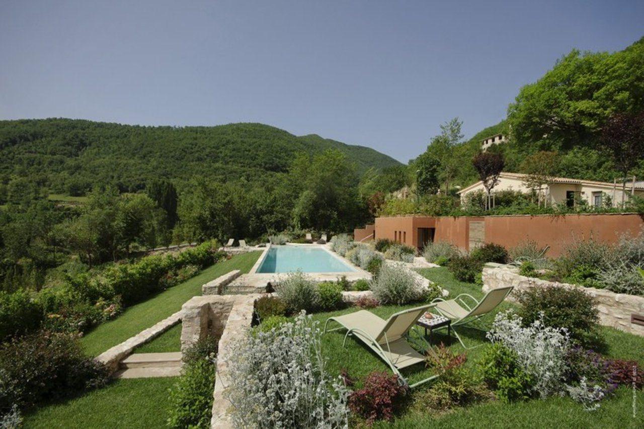 Отель Castello Di Postignano Sellano Экстерьер фото