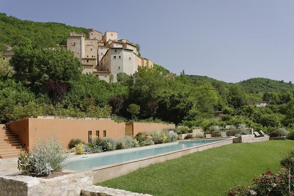 Отель Castello Di Postignano Sellano Экстерьер фото